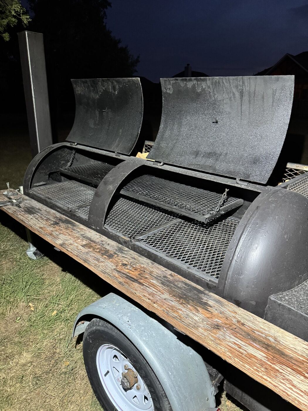 Trailer-mounted smoker build